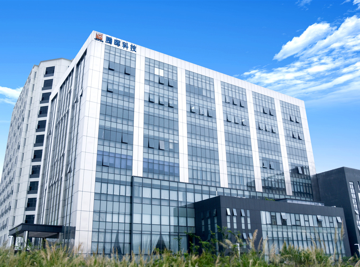 公司產業技術雄厚，為建筑行業潛心服務