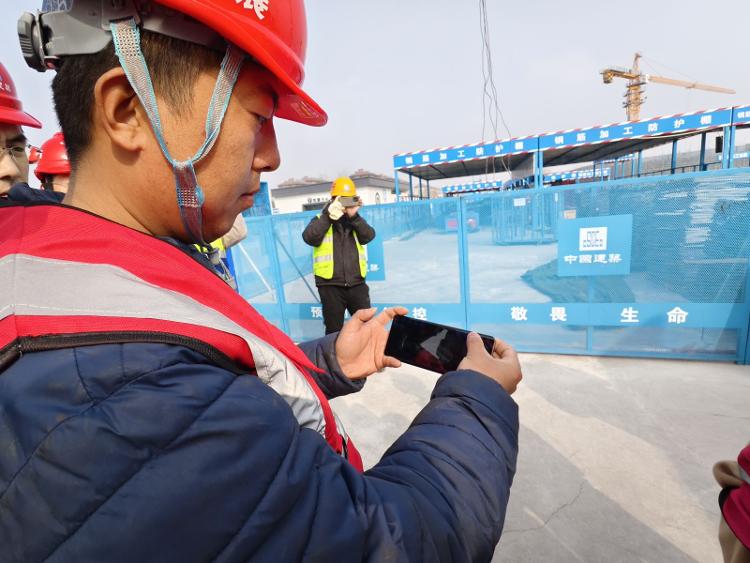 青島2.jpg 青島2.jpg